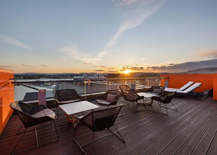 Lägenhet With Stunning Sea View And Prime Location *